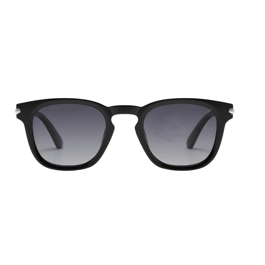 Óculos de sol Dapper modelo dia a dia em ângulo frontal na cor preto, disponível em: ethosloja.com.br