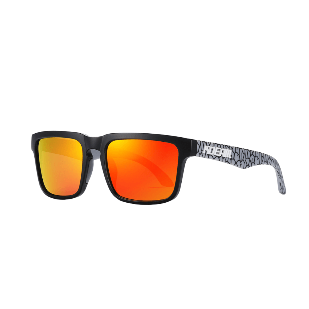 Óculos de sol Galaxy modelo dia a dia em ângulo lateral na cor preto com laranja urban, disponível em: ethosloja.com.br