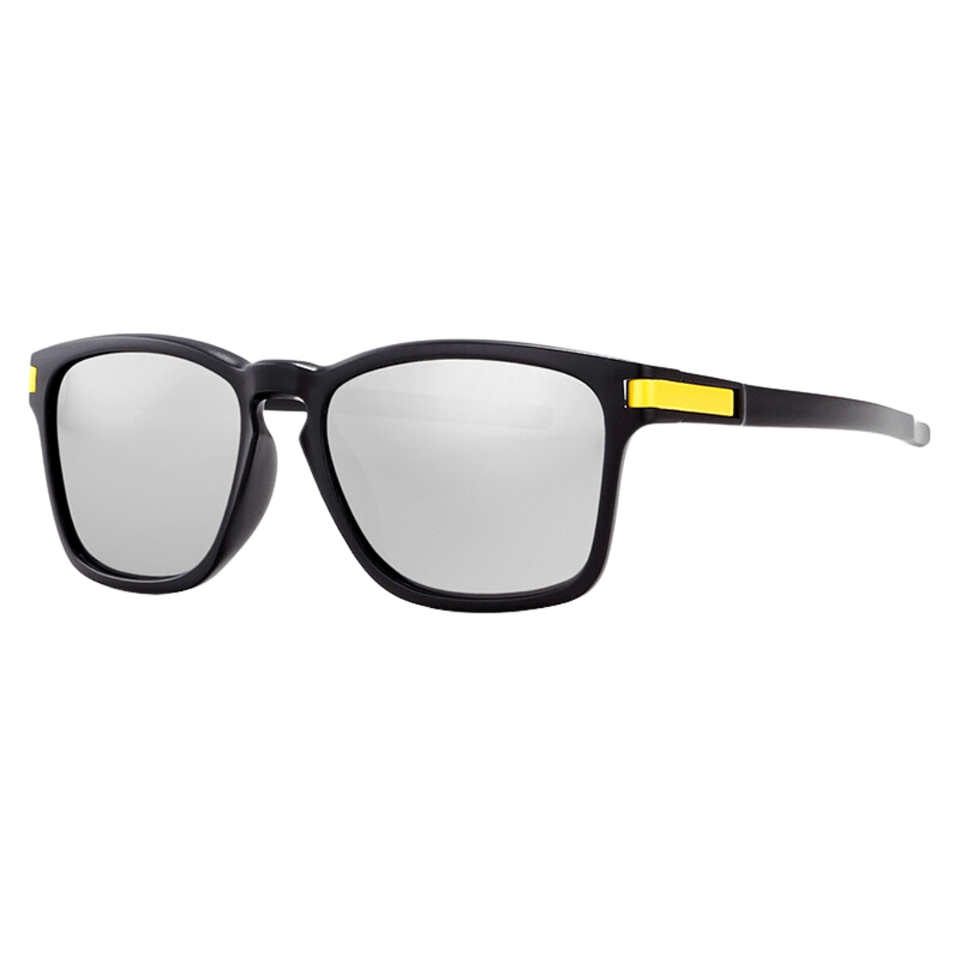 Óculos de sol Oasis modelo dia a dia em ângulo lateral na cor preto com amarelo, disponível em: ethosloja.com.br